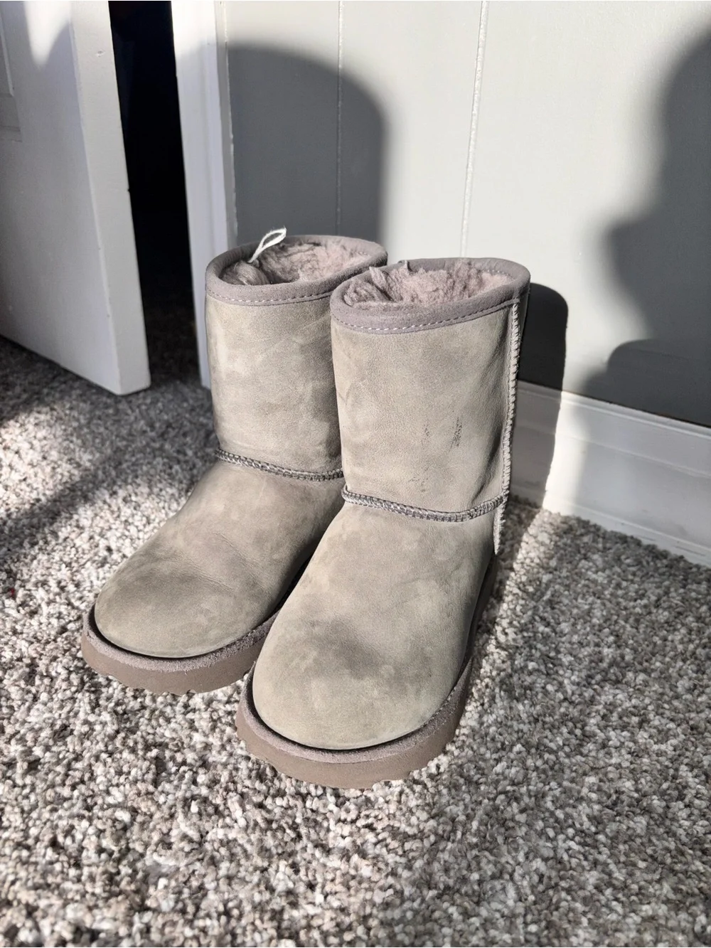 UGG Kids Classic Short Boot - Grey Suede US12
